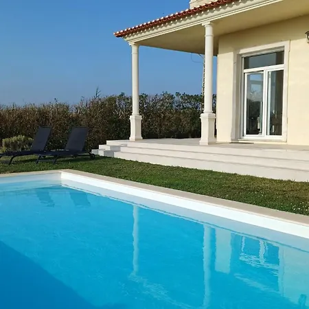 Casa Condor - Moradia Com Piscina A 5 Min Da * Lourinha (Lisbon)
